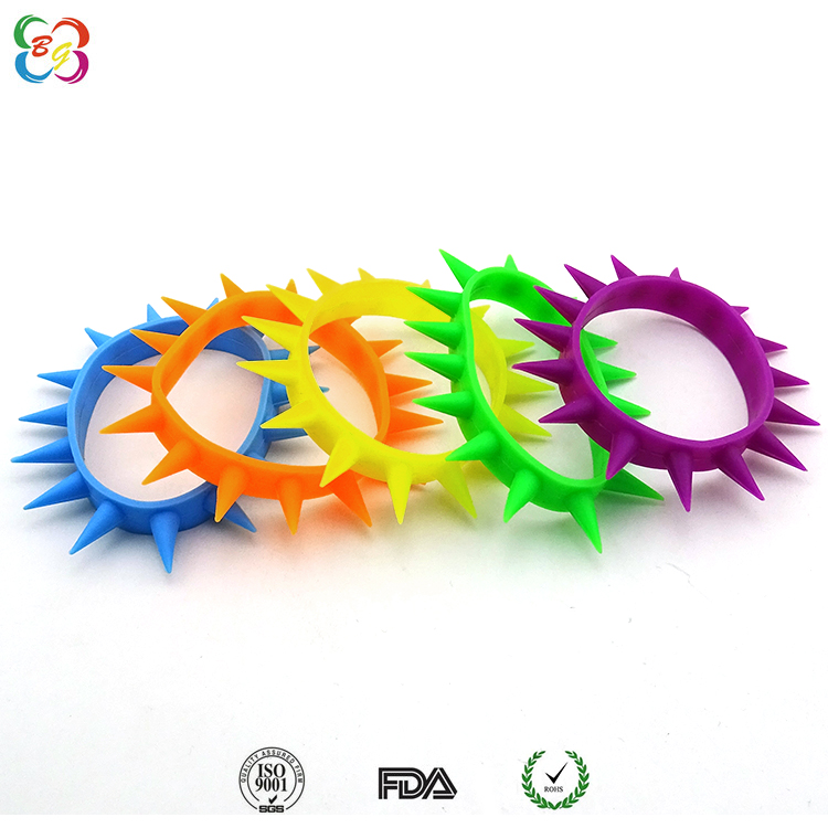 东莞博高狼牙硅胶手环 东莞博高狼牙硅胶手环