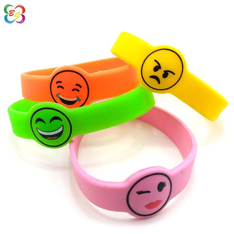 笑脸硅胶手环 笑脸硅胶手环