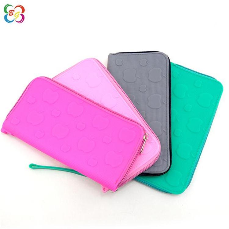 手拿硅胶拉链包 手拿硅胶拉链包